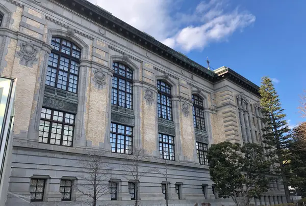国際子ども図書館