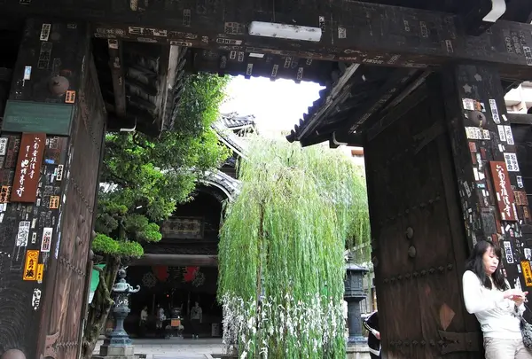 紫雲山頂法寺（六角堂）