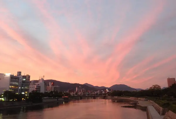 広島市