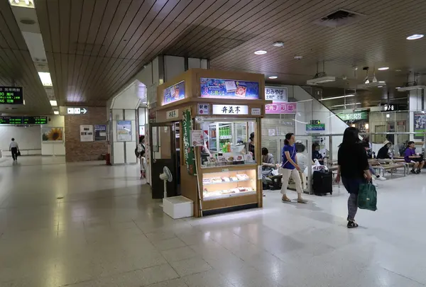 弁菜亭 改札内北側店