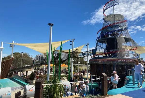 ミッチェル・パーク Mitchell Park