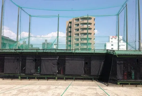 観音バッティングセンター