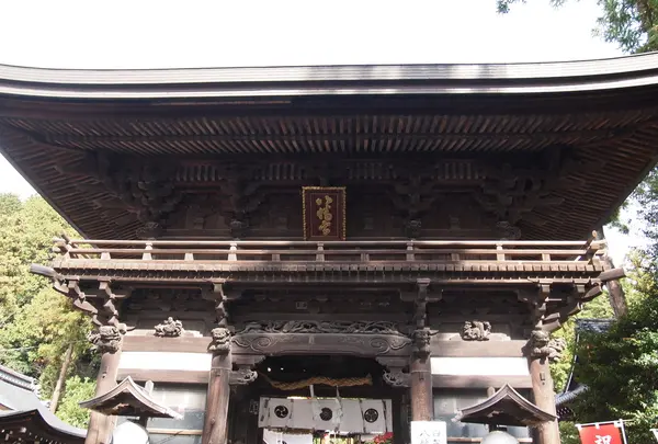 日牟禮八幡宮