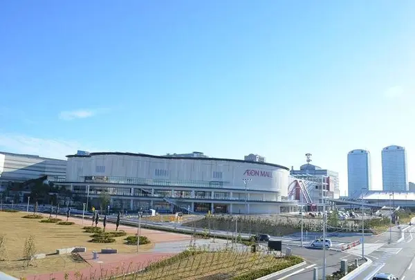 イオンモール幕張新都心