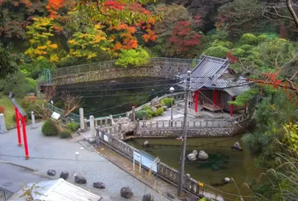 清左衛門地獄池