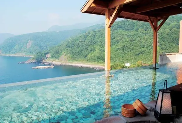 赤沢日帰り温泉館
