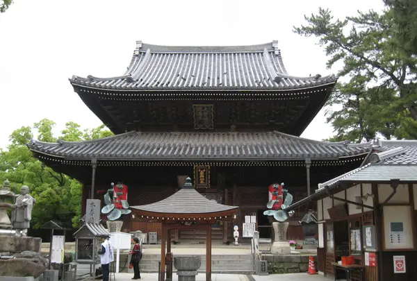 総本山善通寺