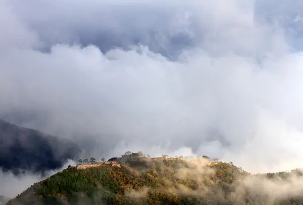 立雲峡