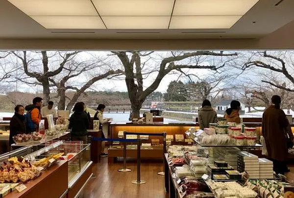 六花亭 五稜郭店
