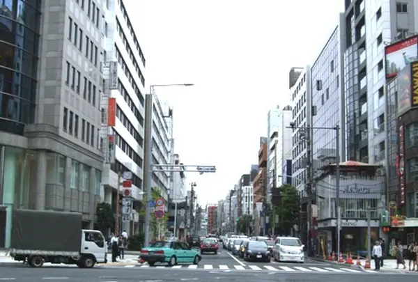 骨董通り（アンティーク通り）