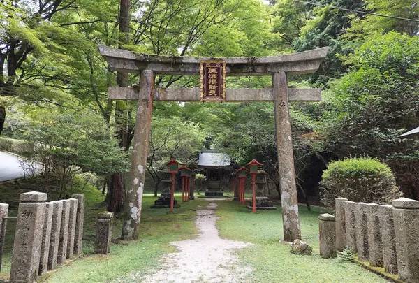 箕淵弁財天