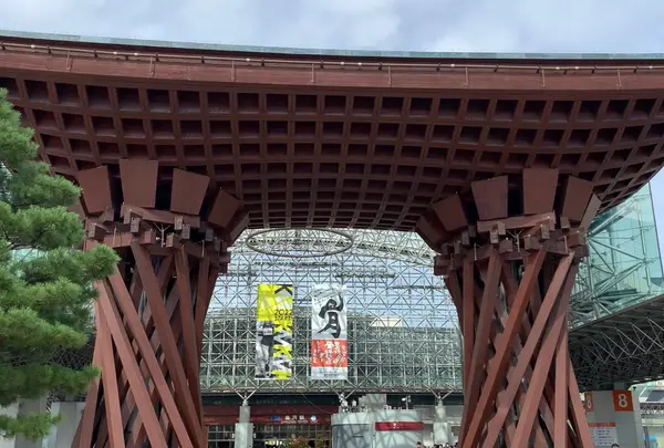 金沢駅
