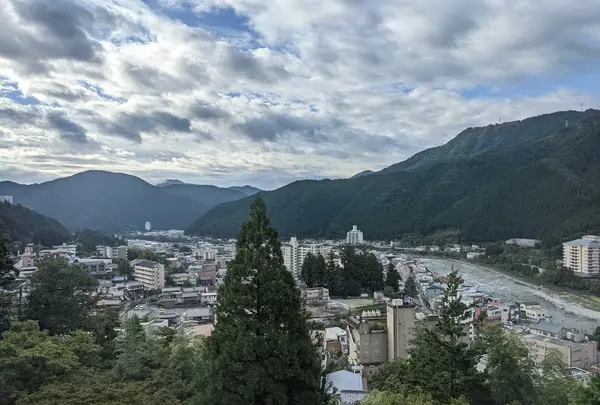 ゆらぎの里 ひだ山荘