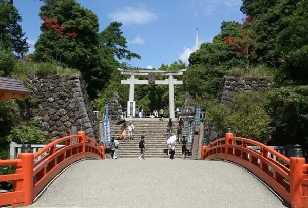 武田神社