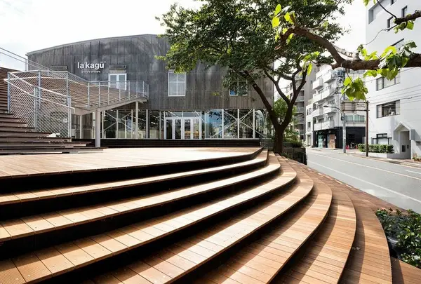 AKOMEYA TOKYO in la kagū