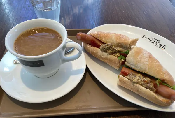 カフェ スペリオーレ 中野サンプラザ店