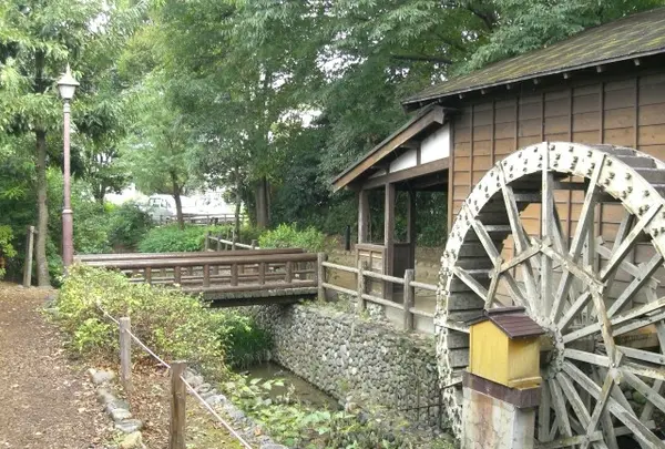 向島用水親水路