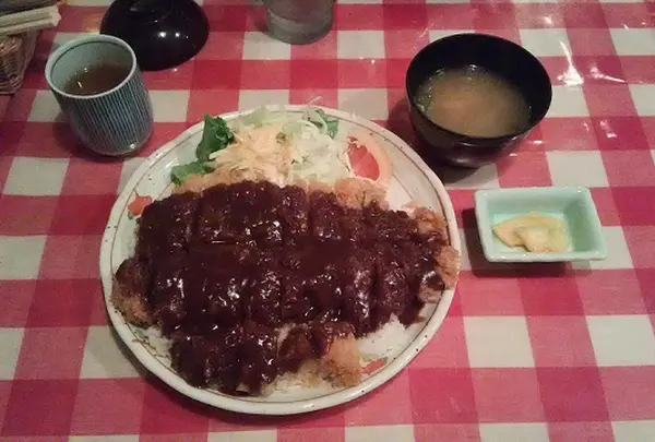 洋食屋ポム・ド・テール