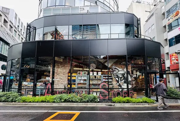 AWESOME STORE TOKYO（オーサムストアトウキョウ）