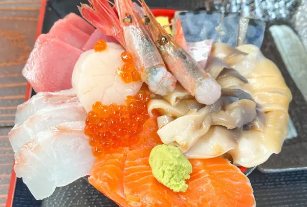 魚金食堂