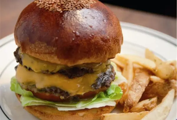 クリッターズバーガー （CRITTERS BURGER）