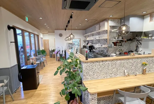やいたのたると Y's brekkie