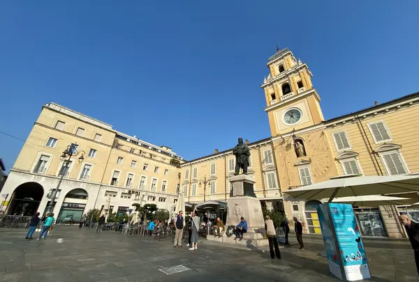 Piazza Giuseppe Garibaldiの写真・動画_image_1266140