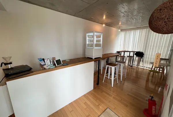 カフェ AERIEN 新代田店