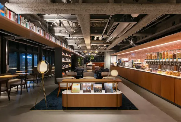 SHARE LOUNGE 下北沢