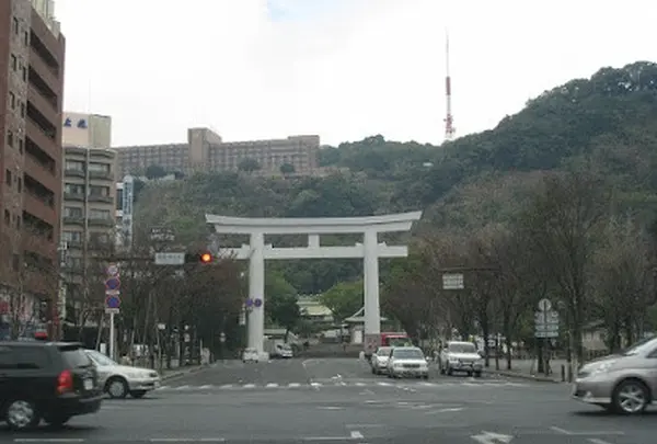 照国神社