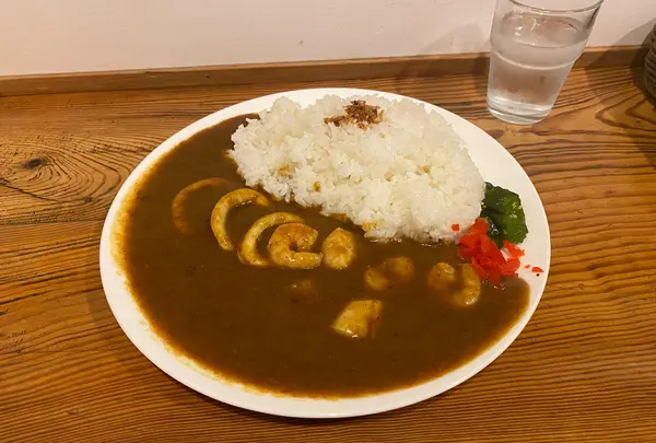 Cin.na.mon（シナモン）