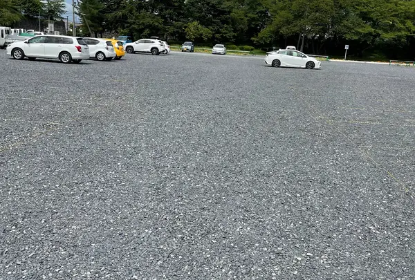 霞城公園駐車場