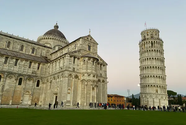 Torre di Pisa （ピサの斜塔）の写真・動画_image_1309327