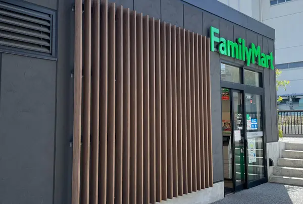 ファミリーマート 東京ミズマチ店