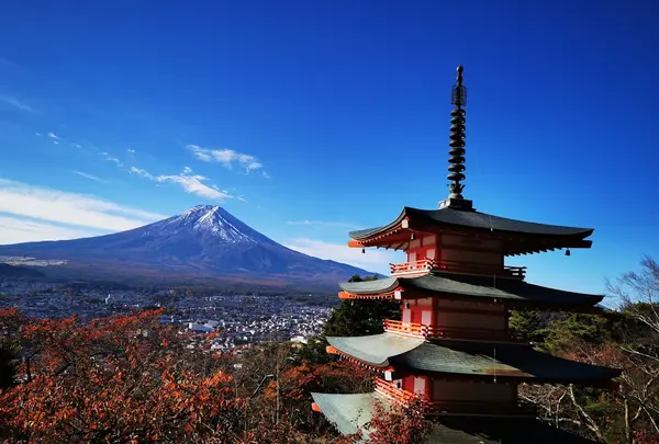新倉山浅間公園　展望デッキ