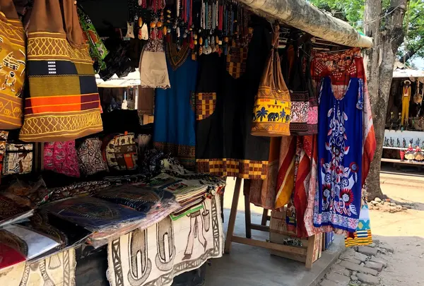 CAVA Centre Artisanal de la Ville d'Abidjan