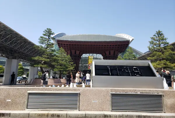 金沢駅