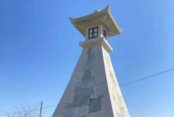 安宅の街並み(米谷湊常夜灯)