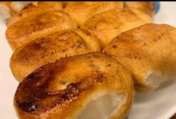 ホワイト餃子 広島店