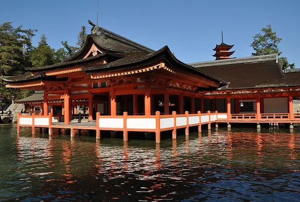 厳島神社