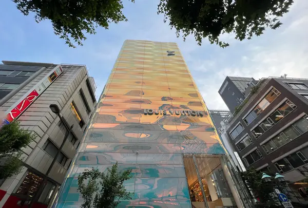 ルイ・ヴィトン 銀座並木通り店