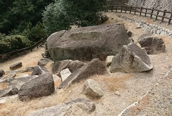 八人石丁場