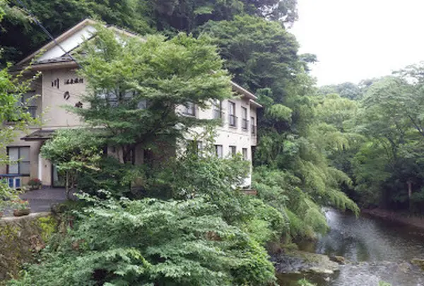 養老渓谷温泉郷 温泉旅館 川の家