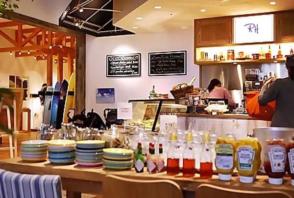 ロンハーマンカフェ みなとみらい店