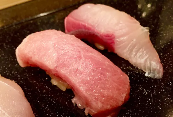 鮨楽こもり