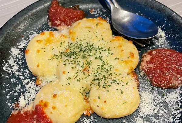 イルリトローボ 渋谷 イタリアン ｜ ピザ ステーキ 夜景 ランチ ディナー 女子会 貸切 パーティー 二次会 宴会