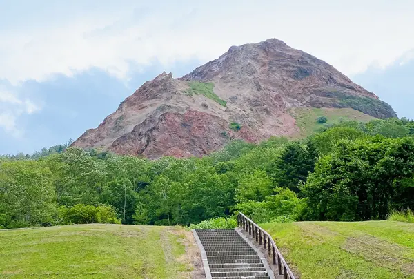 昭和新山