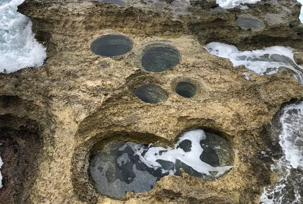 波蝕甌穴群