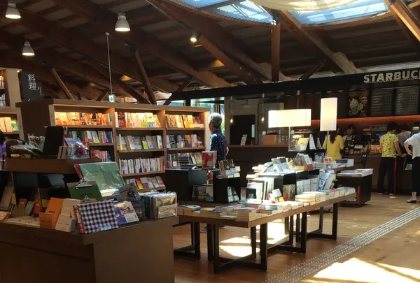 武雄市図書館