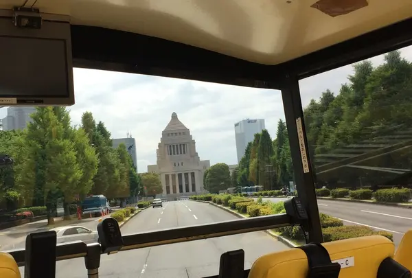 スカイバス 三菱ビル前バス停